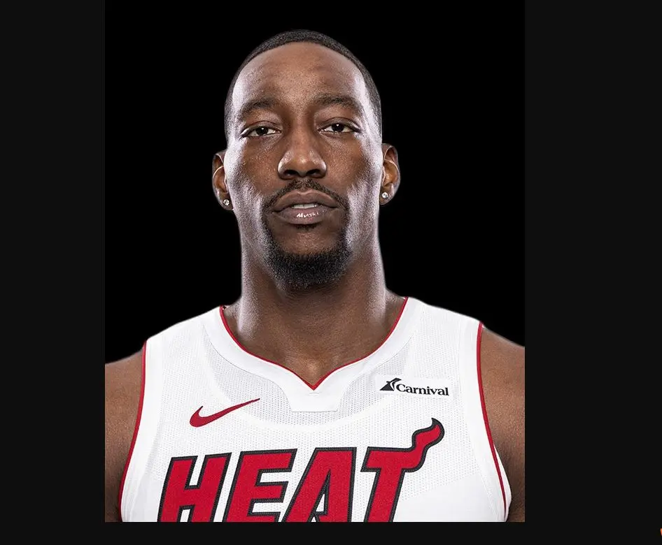 NBA常规赛今晚再迎强敌，迈阿密热火造点机会，主帅态度——信心回归，团队化学反应显著(nba迈阿密热火队)